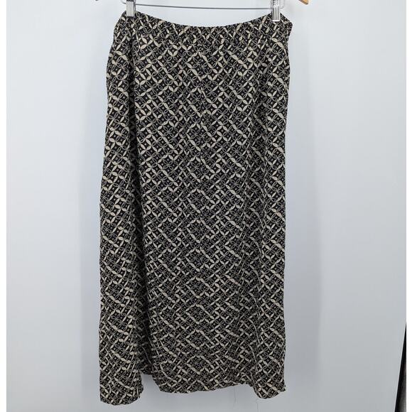 Chaus Woman Button Front Maxi Skirt Size 20 Black Beige Geometric Boho Print - Picture 2 of 4